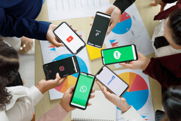 Optimizing Social Ads for Smartphone Users Optimizing Social Ads for Smartphone Users